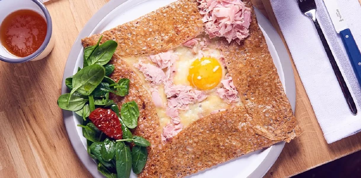 Gdzie zjeść w Paryżu? Tanie i pyszne miejsca, które musisz znać