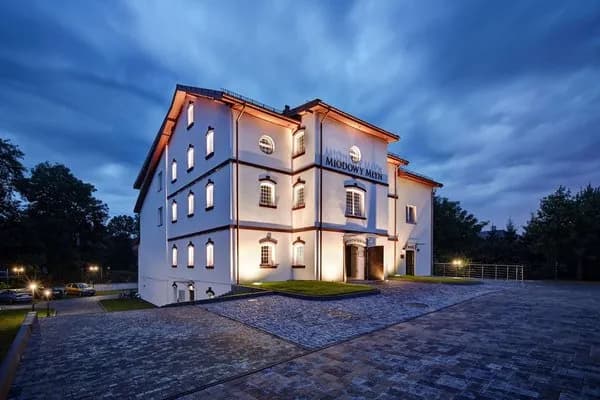 Opatów gdzie zjeść - najlepsze miejsca na pyszne jedzenie w mieście